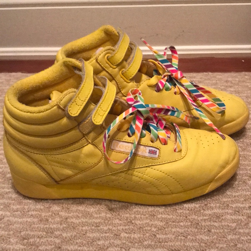 Reebok Sneakers